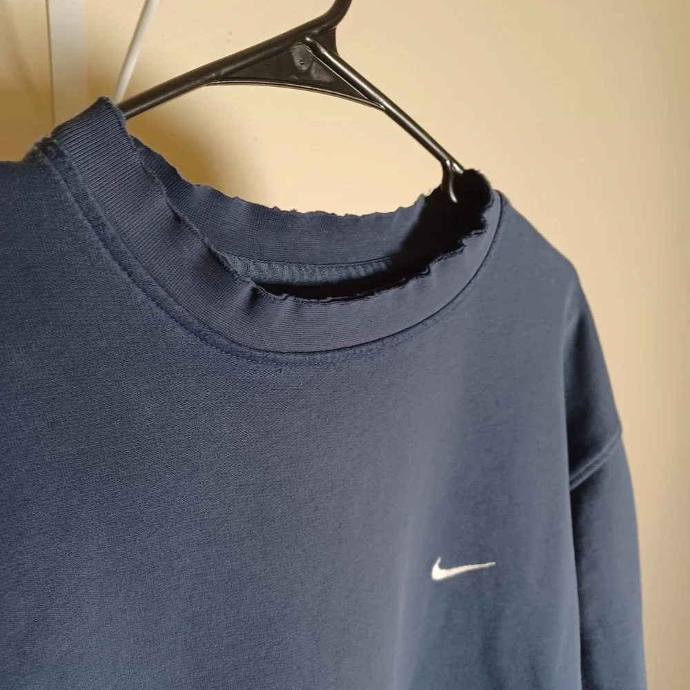 Nike Vintage Blank Thrashed Faded Navy Blue Crewneck Sweatshirt Oversized Medium